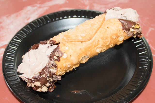 Marco Polo's Marketplace Customized Cannoli
